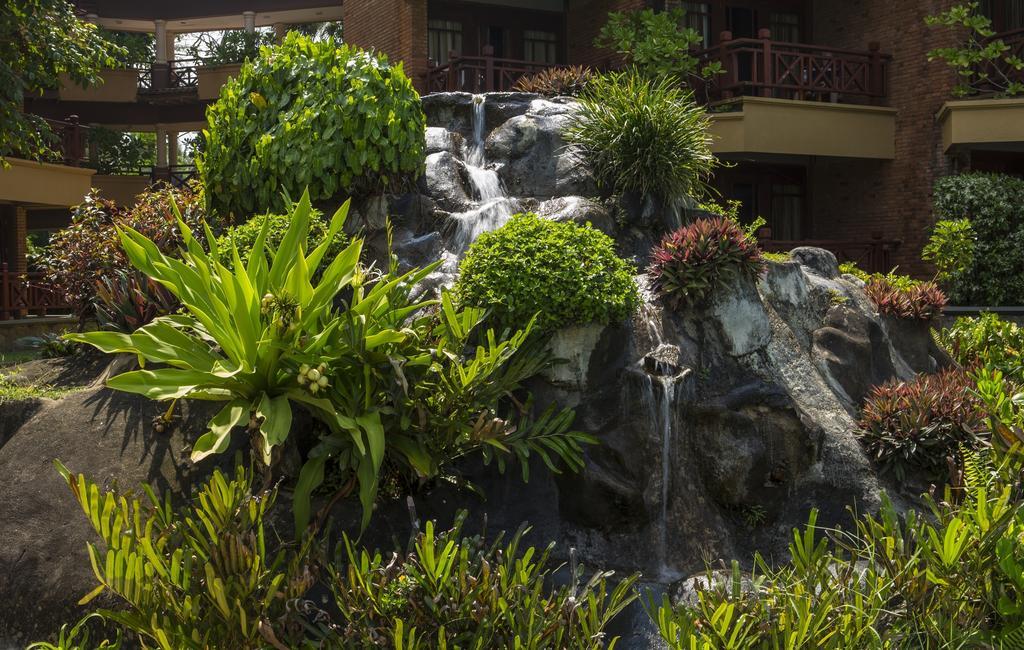 Royal Palms Beach Hotel Kalutara Exterior photo